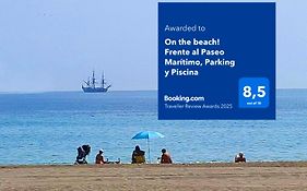 Apartamento en la playa! Parking, wifi, piscina, aire acondicionado y Netflix!