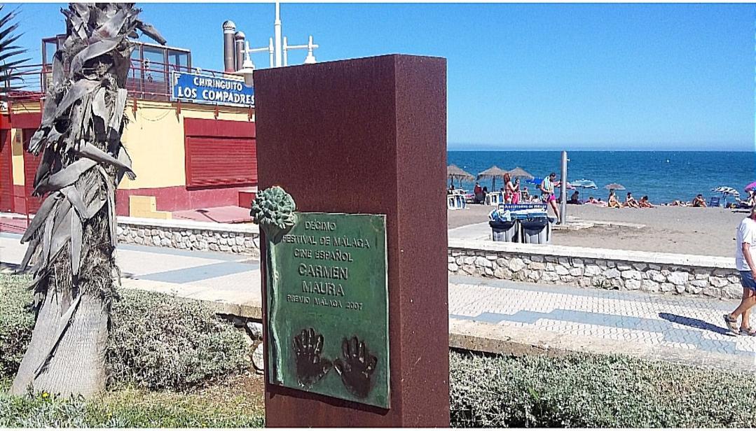 Apartamento en la playa! Parking, wifi, piscina, aire acondicionado y Netflix! Málaga Exterior foto