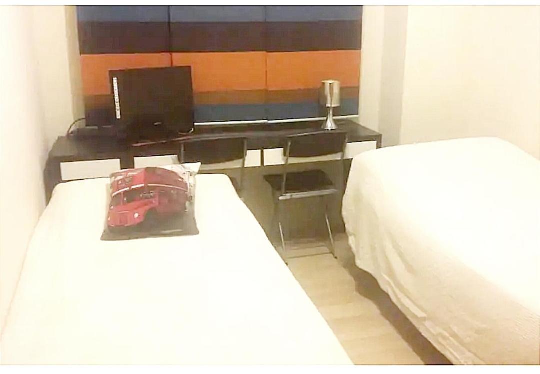 Apartamento en la playa! Parking, wifi, piscina, aire acondicionado y Netflix! Málaga Exterior foto