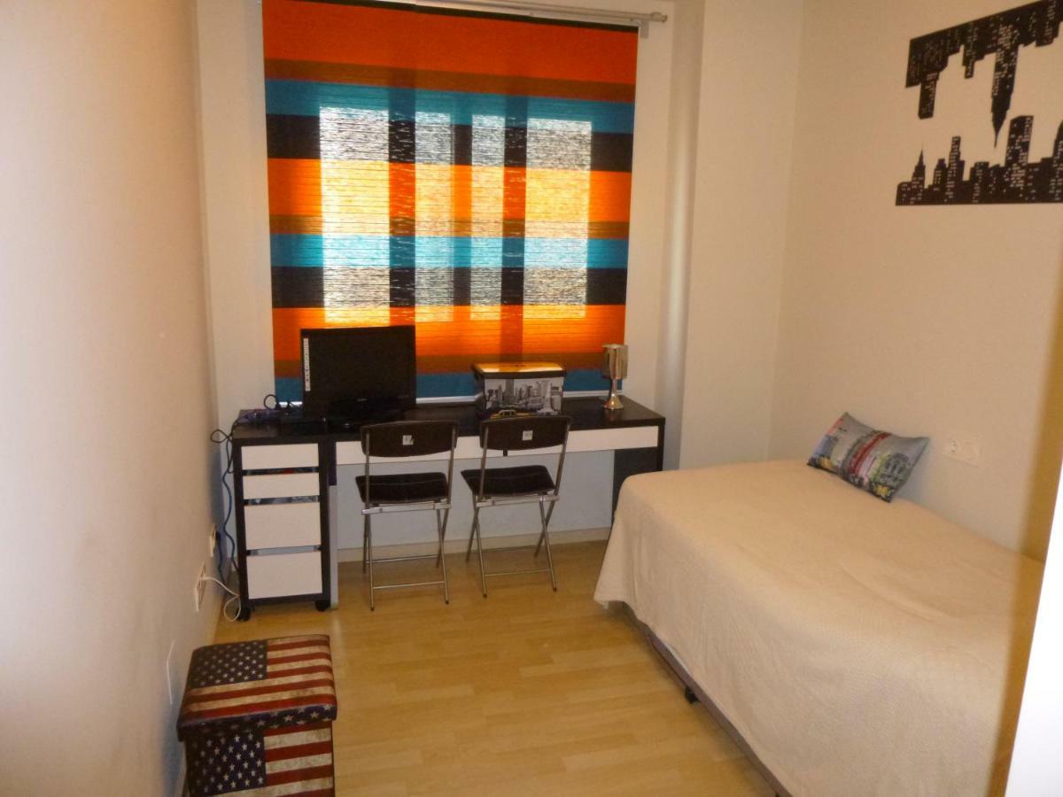 Apartamento en la playa! Parking, wifi, piscina, aire acondicionado y Netflix! Málaga Exterior foto